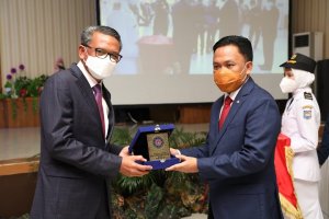 Ilham Azikin Resmi Jabat Ketua DPP IKAPTK Sulawesi Selatan
