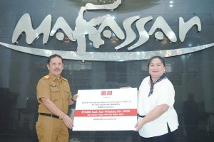 Bakti Untuk Negeri, Donasikan 1,6 Juta APD Melalui Pemerintah Daerah Se Indonesia