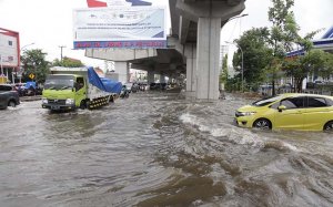 Makassar Dilanda Banjir, WALHI Ungkap Penyebabnya