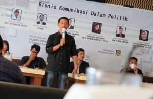 Mahasiswa PPs Unifa Jadi Pemateri Bisnis Komunikasi dalam Politik