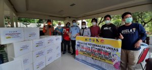 Pemerintah Sulawesi Barat Terima Langsung Donasi Satu Ton Bakso dari Unhas