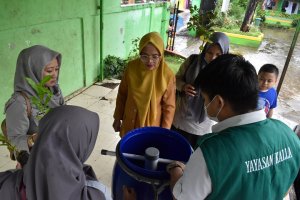 Yayasan Hadji Kalla Jalankan Program Penghijauan untuk 100 Sekolah di Makassar