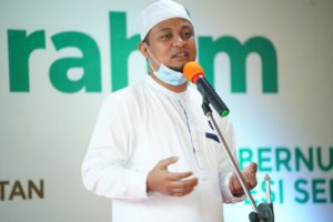 Plt Gubernur Sulsel Launching Gerakan Sejuta Koin Wakaf Pendidikan di Takalar