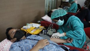 Penuhi Kebutuhan Stok, UPT Transfusi Darah Diskes  Gandeng PDAM Makassar Gelar Donor Darah