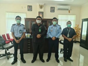 Kaji Efektivitas Sidang Online, Tim Kumham Sulsel Sambangi Pengadilan Negeri dan Rutan Sinjai