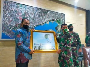 Brigif Para Raider 3 Kostrad Kibarkan Bendera Makassar Recover, Danny Pomanto: Mari Saling Mendukung
