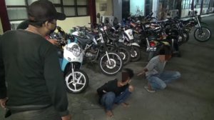 Berpapasan dengan Personil TNI, Dua Pemuda di Makassar Ditangkap, Ternyata Bawa Barang Begini
