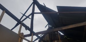 Angin Puting Beliung Terjang 25 Rumah Warga Sukaraya