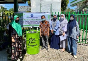 Sarana Protokol Kesehatan, Dosen Unismuh Makassar Hadirkan Wastafel Portabel di Sejumlah Lokasi