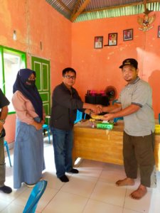 PT Pasir Walannae Salurkan CSR untuk Warga Desa Maspul