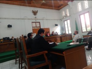 Petrus Yalim, Thiawudy Wikarso dan Riski Angriani Jadi Saksi di Sidang Nurdin Abdullah, Siapa Mereka?