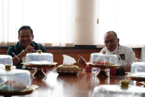 Senator Asal Bone Beberkan Soal PEN di Hadapan Ketua DPRD