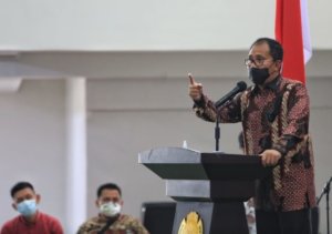 Wali Kota Makassar Ingatkan Pentingnya Berbagi Informasi Kesehatan dan Waspada Penyebaran Covid-19