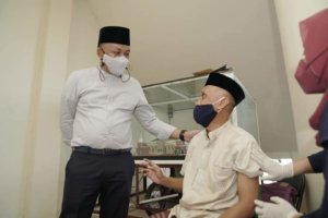 Seluruh Puskesmas di Bantaeng Serentak Laksanakan Vaksinasi di Masjid