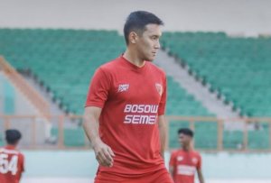 Coach Milo Tak Sabar Mainkan Bektur Saat Lawan Barito Putera