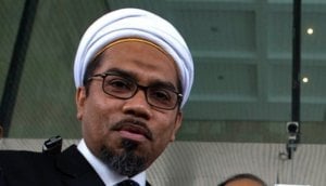 Faisal Basri Sarankan Jokowi Pecat Sejumlah Pejabat, Ali Ngabalin: Ekonom Berotak Sungsang