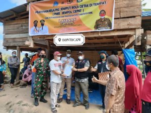 Jemput Bola Urus Administrasi Kependudukan, Disdukcapil Bone Datang ke Bontocani