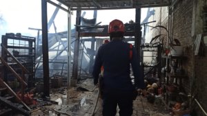 Tiga Rumah di BTN Antara Makassar Terbakar