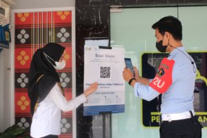 Pengunjung Rutan Makassar Wajib Scan QR-Code Peduli Lindungi