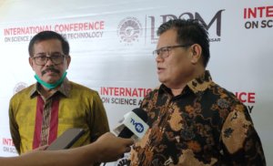 Buka SemNas LP2M, Rektor UNM: Pandemi Bukan Penghalang Demi Pengabdian