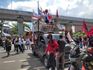 Tolak Upah Murah, Buruh di Makassar Tuntut Kenaikan Upah 10 Persen
