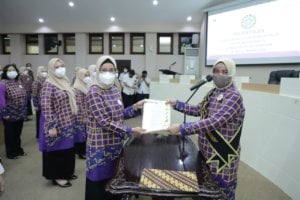 Indira Jusuf Ismail Lantik Bunda Paud Kecamatan Se-Kota Makassar