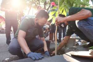 Galakkan Penghijauan, Bupati Bantaeng Pimpin Penanaman Pohon Tabebuya