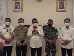 Atasi Konflik, TNI dan Polri Patroli Gabungan di Kota Ambon