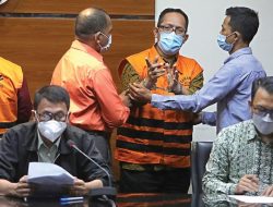 KPK Amankan Dokumen Penanganan Perkara Hakim PN Surabaya