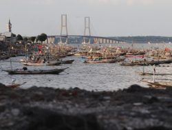 BMKG Tanjung Perak Peringatkan Gelombang Tinggi di Perairan Pesisir Surabaya, Berlangsung hingga 20 Januari