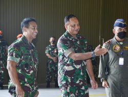 Kasau Dampingi Panglima TNI Tinjau Kesiapan Lanud Iswahjudi
