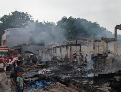 Sampaikan Duka Mendalam Atas Kebakaran Pasar Sentral Sinjai, Bupati ASA Akan Berikan Perhatian kepada Korban