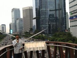 Anies Baswedan Resmikan Jembatan Penyeberangan Phinisi Karet Sudirman, Pesepeda Juga Punya Akses