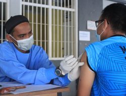 361 Orang WBP Rutan Makassar Jalani Vaksinasi Booster