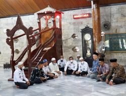 Irjen Kemenkumham Terkesima Arsitektur Masjid Jami’ Tua Palopo