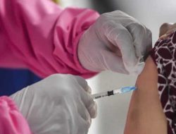 Dukung Vaksinasi Pemkot-Karang Taruna Sulsel, AUHM Ajak Masyakarat Ikut Divaksin