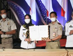 Dihadapan Menteri ATR-BPN RI, IDP MoU Penyerahan Sertifikat Tanah di Makassar