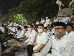 PD Parkir Makassar Ikut Sukseskan Salat Subuh Berjemaah di Anjungan