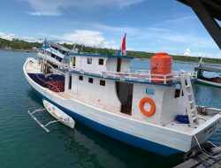Pemprov Sulsel Berikan Bantuan Kapal dan Alat Tangkap untuk Nelayan di Selayar