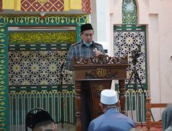 Tarawih Perdana Ramadan 1443 Hijriah, Dollah Mando: Perbanyak Ibadah, Jaga Silaturahmi