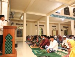 Safari Ramadhan di Tompobulu, Ilham Azikin Sampaikan Pentingnya Kebersamaan
