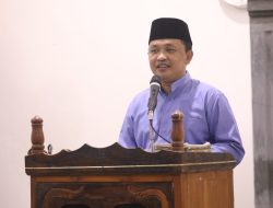 Ilham Azikin Apresiasi Masyarakat Bonto Tiro yang Makmurkan Masjid