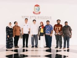 Mahasiswa Program Magister Kebijakan Publik Uncen Papua Studi Banding di DPRD Makassar