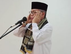 Subhanallah, Wali Kota Parepare Kumandangkan Azan di Masjid Terapung BJ Habibie