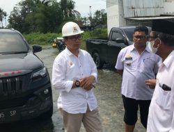 Wabup Suaib Mansur Kunjungi Titik Banjir di Desa Benteng