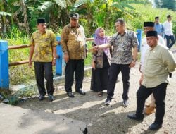 Bupati Maros Tinjau Jembatan Ambruk di Tompobulu, Siapkan Anggatan Rp950 Juta