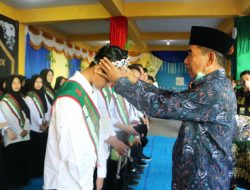Penamatan dan Wisuda Tahfiz, Kepala SMP Muhammadiyah 1 Makassar Minta Alumni Teruskan Hafalan