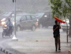Warga Makassar dan Sekitarnya Harap Sediakan Payung, Tiga Hari ke Depan Berpotensi Hujan Lebat