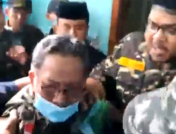 Banser Bubarkan Acara Silaturahmi IKA GP Ansor, Cak Choirul Anam Dipaksa Lepas Jaket