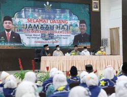 Lepas 209 Jemaah Calon Haji, Sekkot Makassar: Kembali dengan Selamat